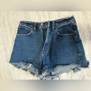 Abercrombie & Fitch Jean Shorts - The 90s Relaxed Cutoff Shorts High Rise